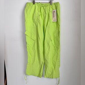 NWT No Boundaries Lime green Parachute Pants Sz Meidum (8-10)